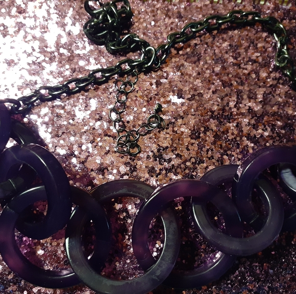 Necklace - Picture 3 of 12